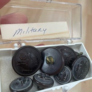Vintage Military Style Button Set - dark Brown